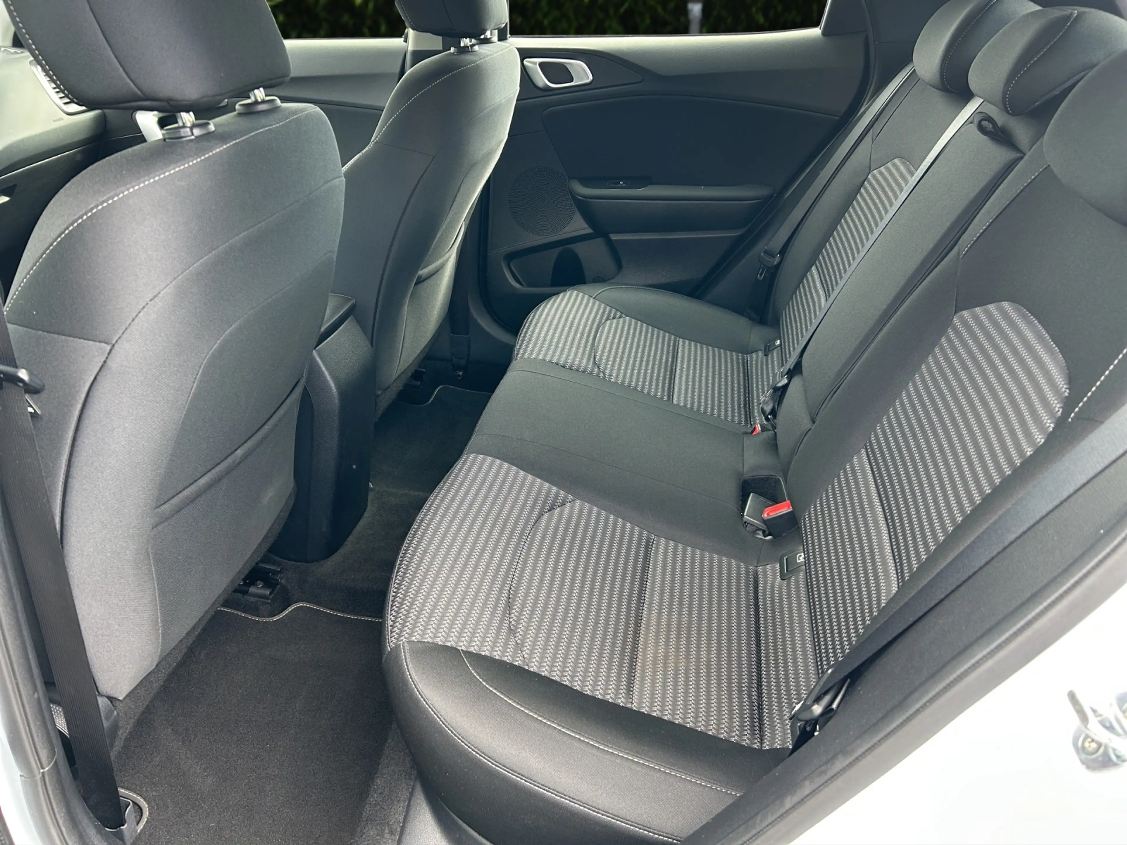 Kia XCeed 1.0 T-GDi Edition 7 KAMERA/SHZ/KLIMA — photo 11