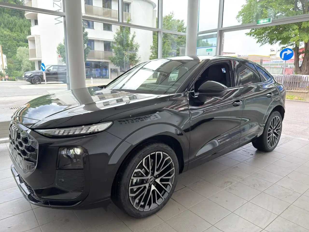 Audi Q3 Sportback TFSI quattro -20%/sw/MMIpro/Tech+ 2