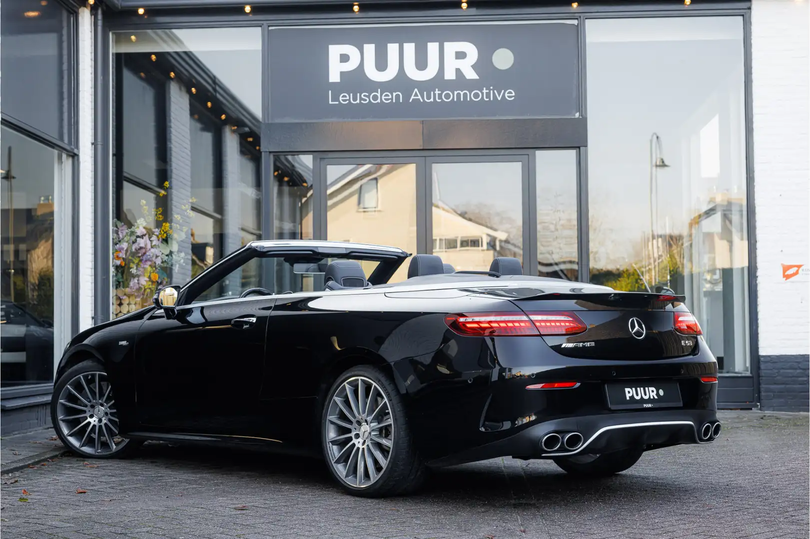 Mercedes-Benz E 53 AMG Cabrio 4MATIC Burmester - Head Up - Airscarf - 360 Noir - 2