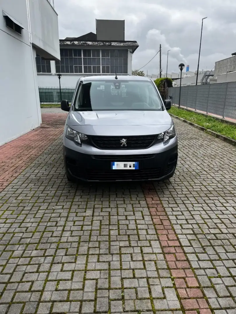 Peugeot Partner BlueHDi 1.5 HDI autocarro N1 5 POSTI P.LUNGO Grigio - 2