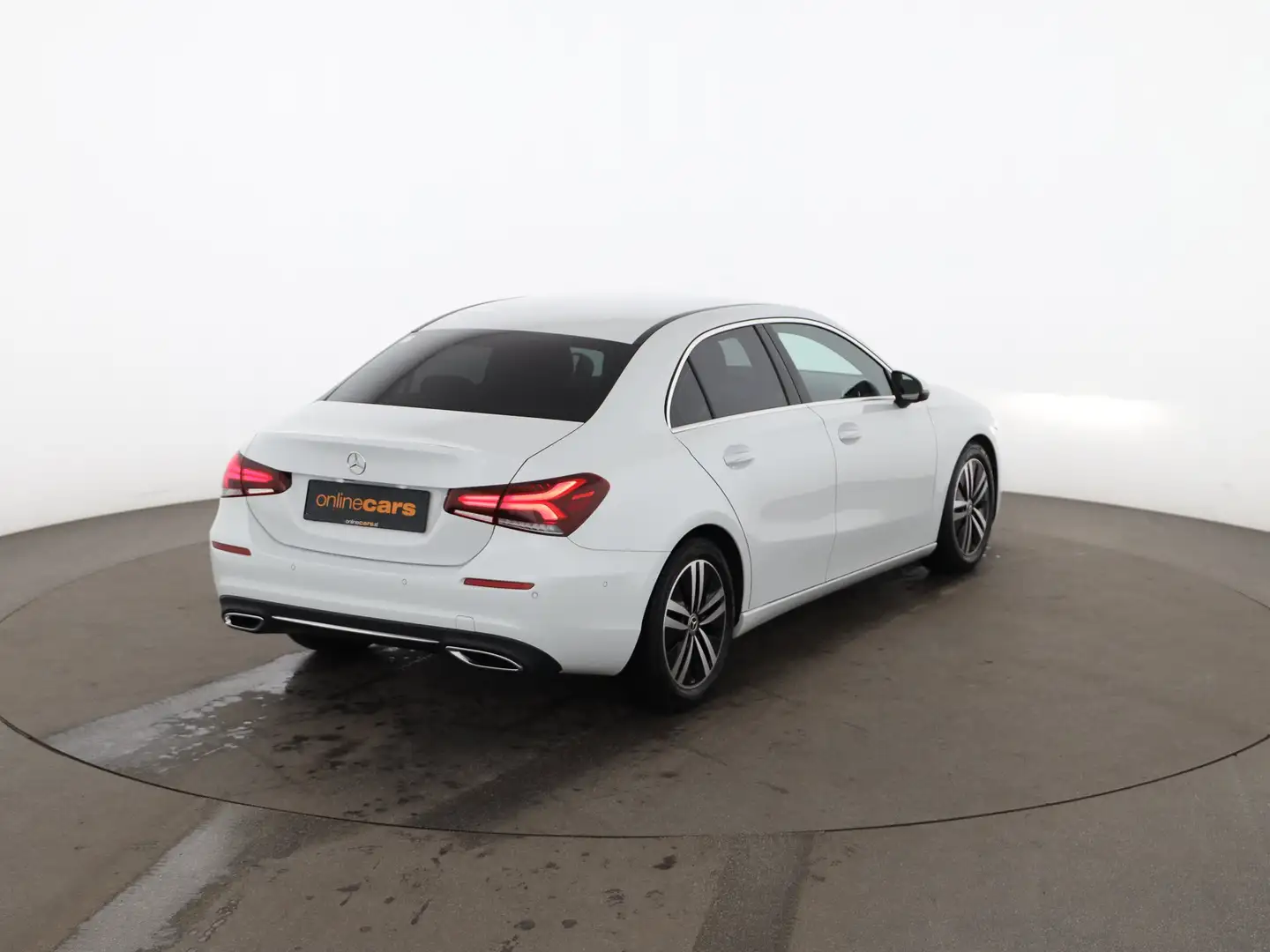 Mercedes-Benz A 180 d Progressive Aut LED LEDER NAVI SITZHZG Weiß - 2