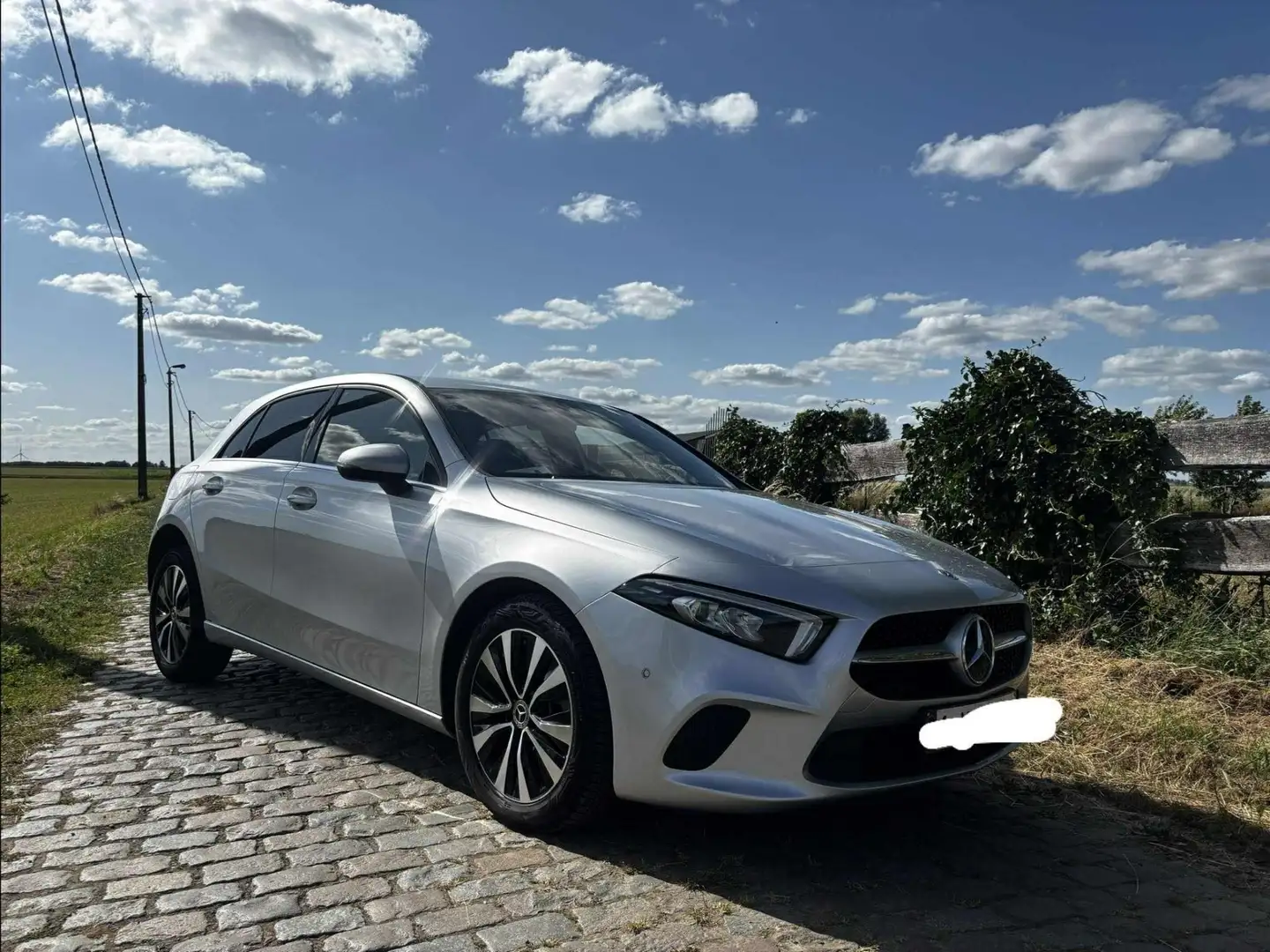 Mercedes-Benz A 250 e PHEV Business Line - 1
