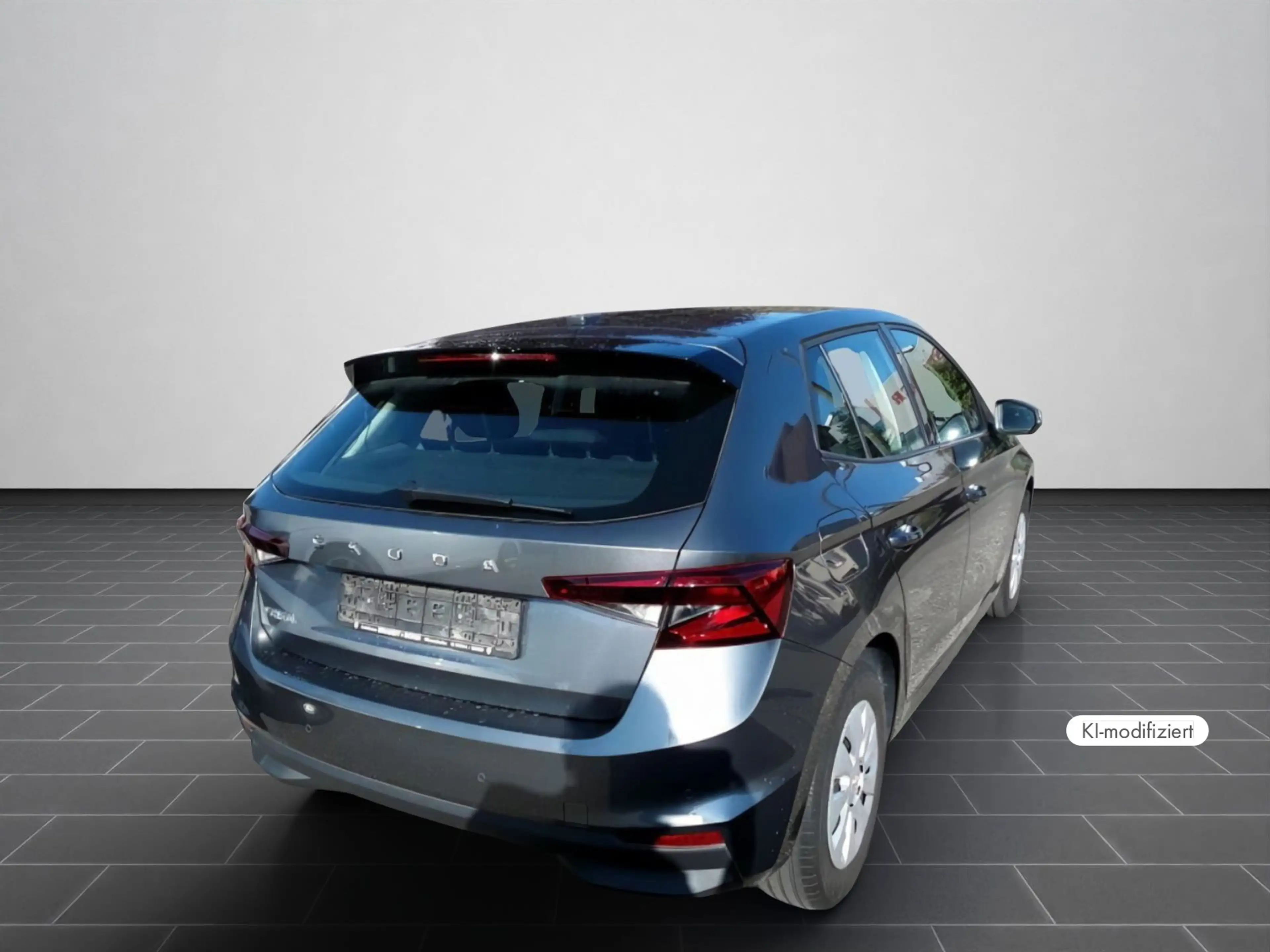 Skoda Fabia 1.0 TSI Active SHZ PDC LED — photo 3