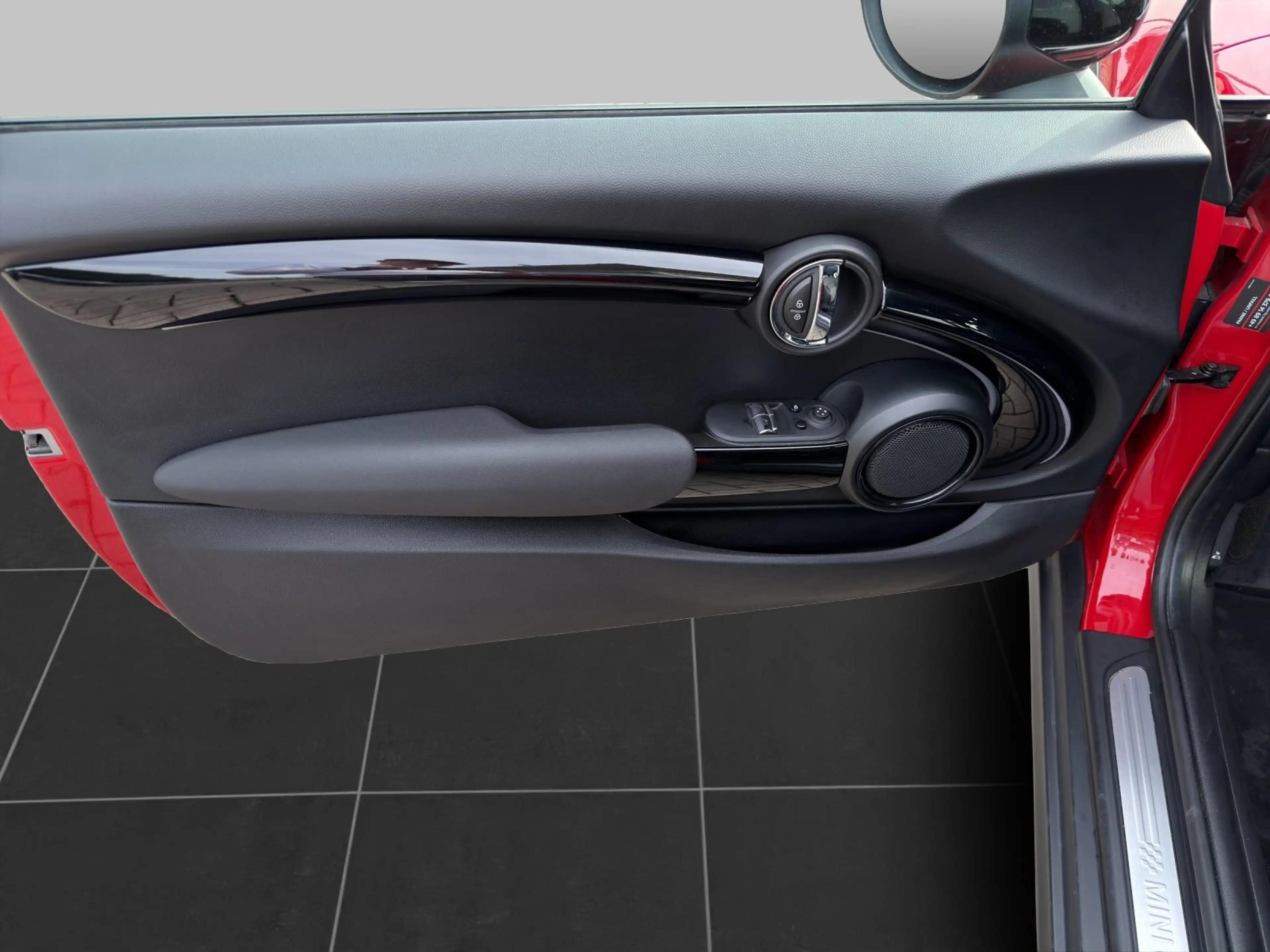 MINI Cooper SE Hatch 16" / DrivAss / DAB / Ambiente / LED / CarPl — photo 10
