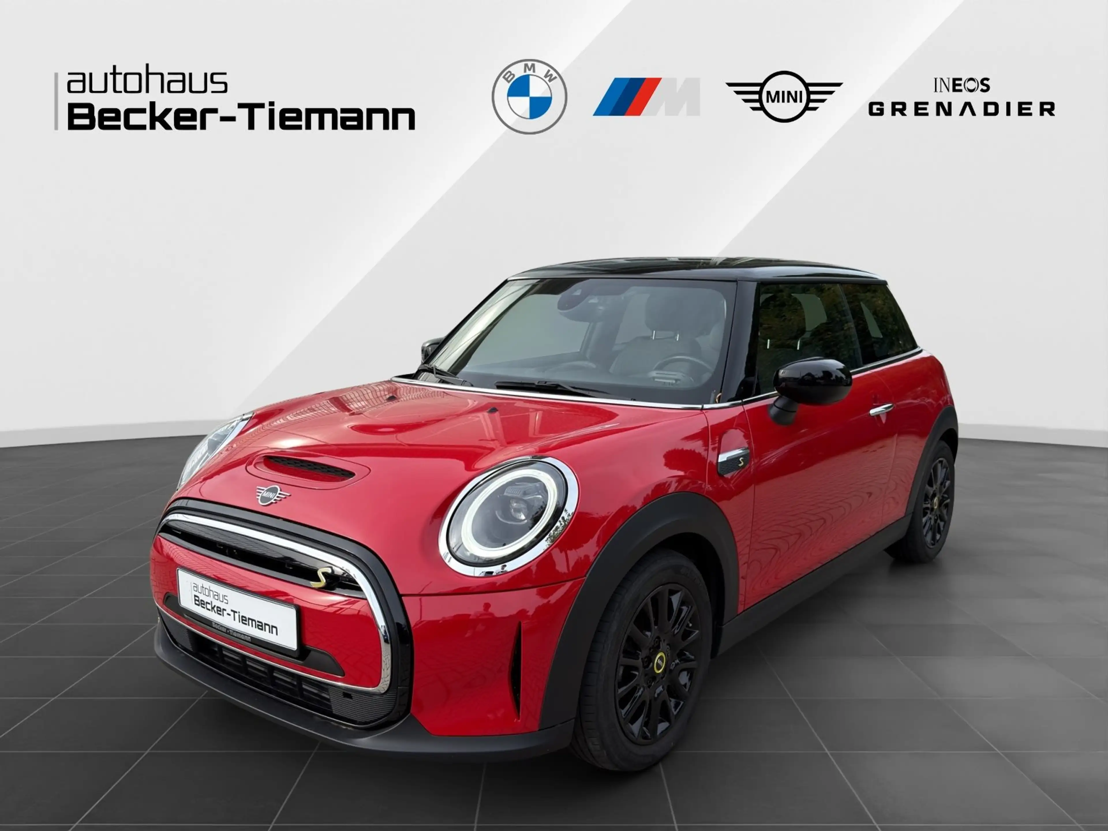 MINI Cooper SE Hatch 16" / DrivAss / DAB / Ambiente / LED / CarPl