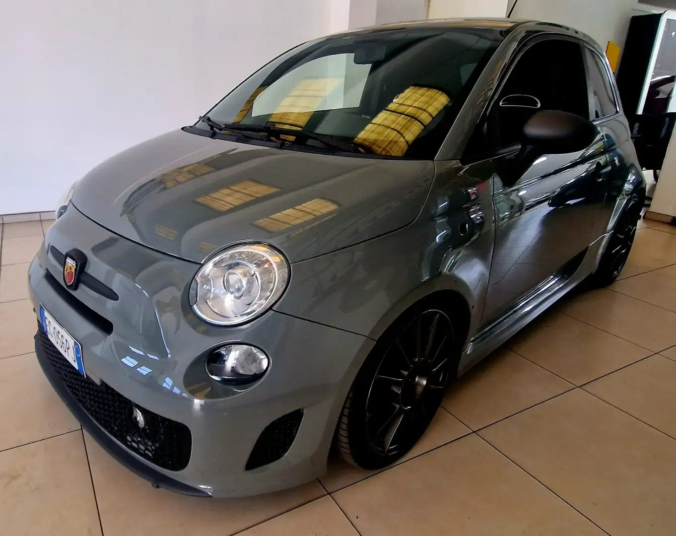 Abarth 500 500/595 1.4 16v turbo t-jet 135cv Gris - 1