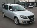 Skoda Roomster *1.Hand*Klima*Shz*Ahk* Silber - thumbnail 3