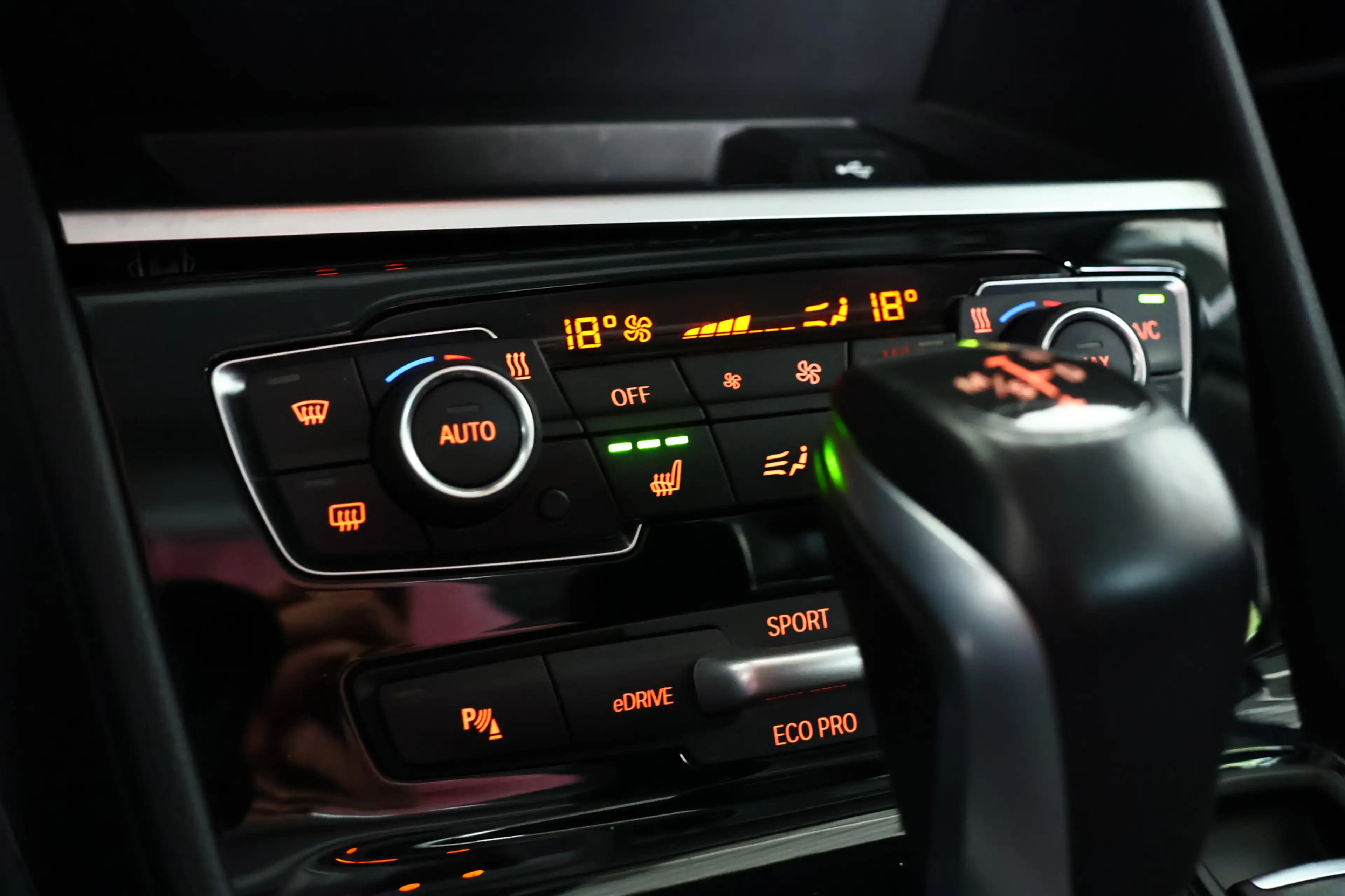 BMW 225 2-serie Active Tourer 225xe iPerformance eDrive Ed — photo 24
