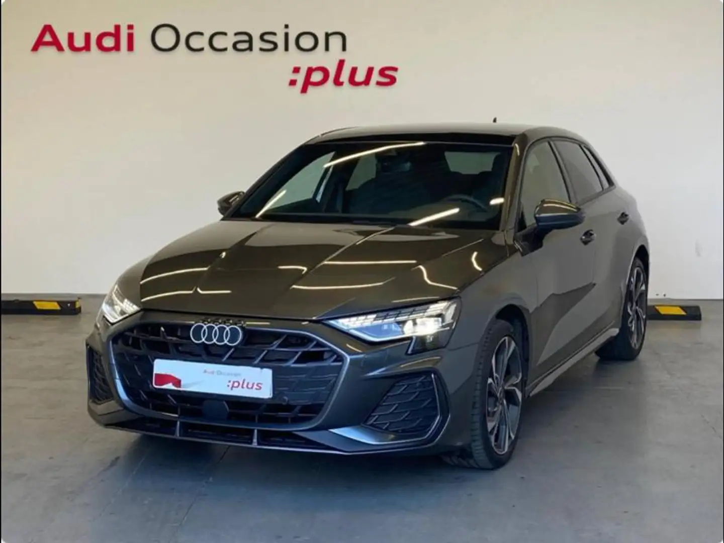 Audi A3 35 TFSI 150ch Mild Hybrid S line S tronic 7 Gris - 1