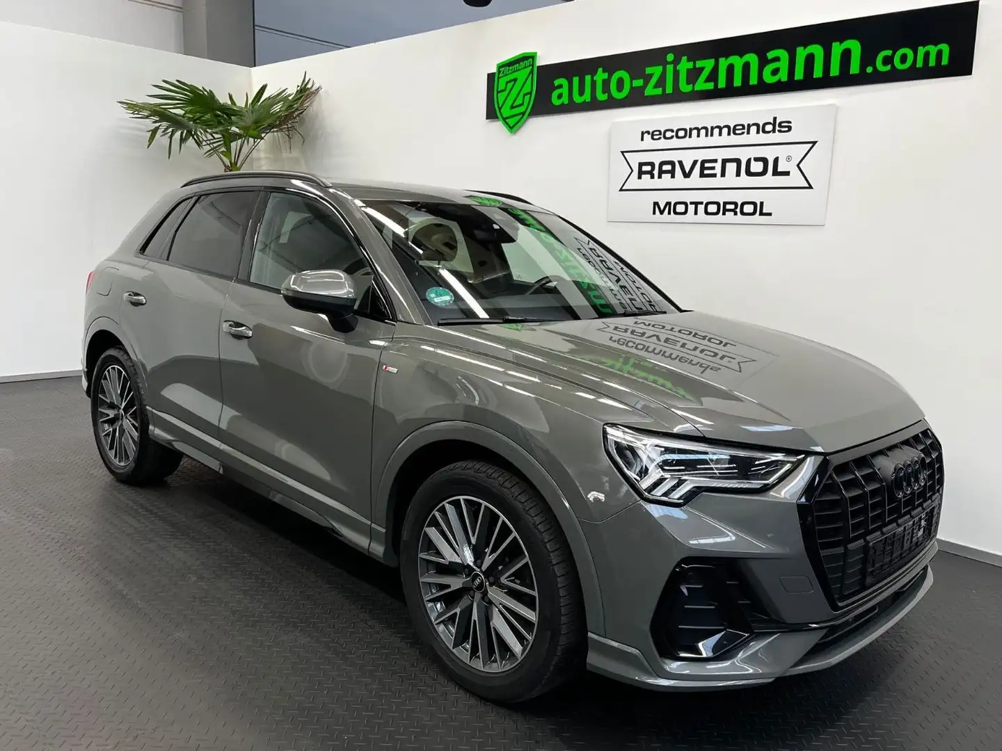Audi Q3 35 TDI S line*SPORT*NIGHT EDITION*LEDER*ACC* Grigio - 1