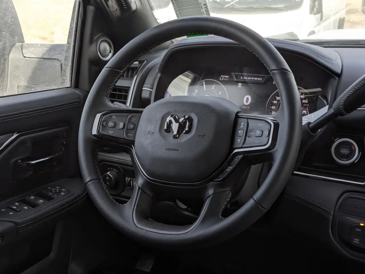 RAM 3500 снимка RAM 3500