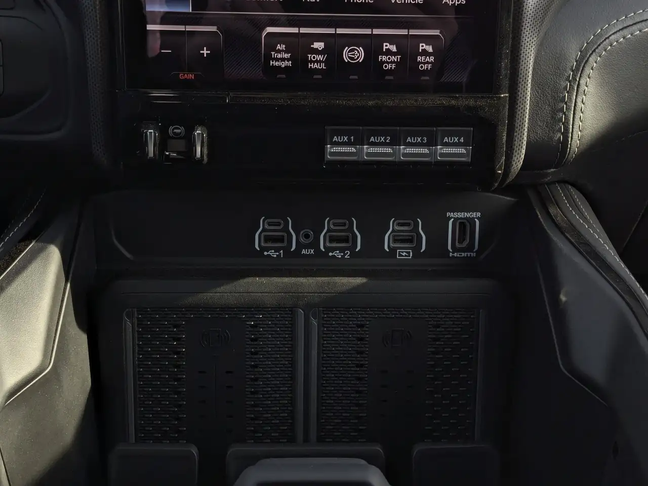 RAM 3500 снимка RAM 3500