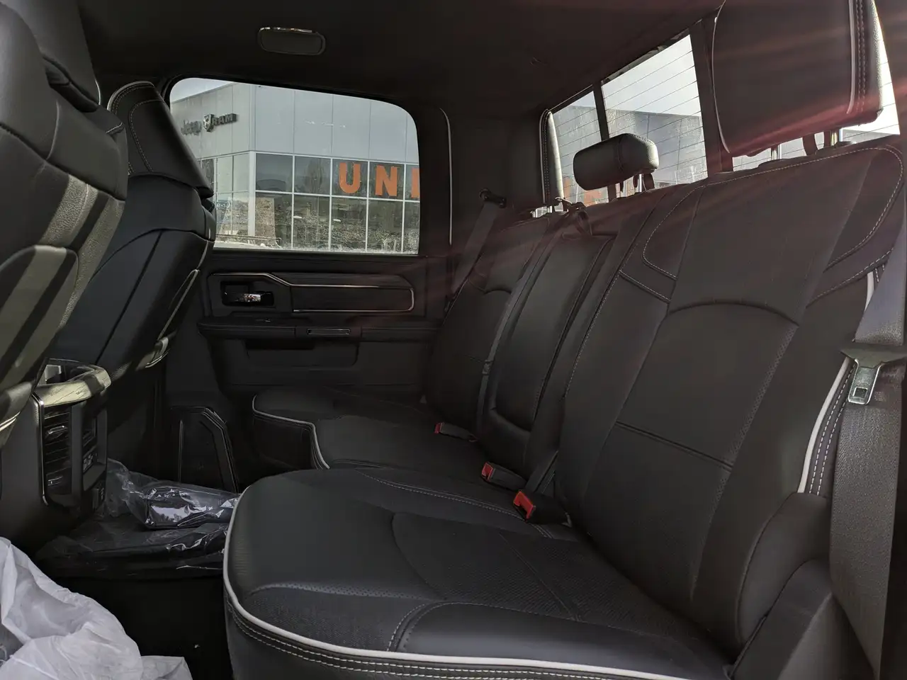 RAM 3500 снимка RAM 3500