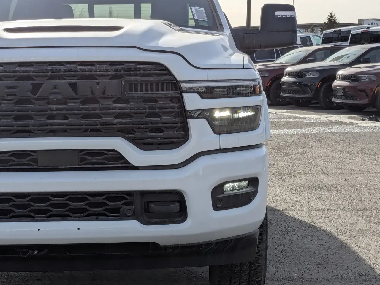 RAM 3500 снимка RAM 3500