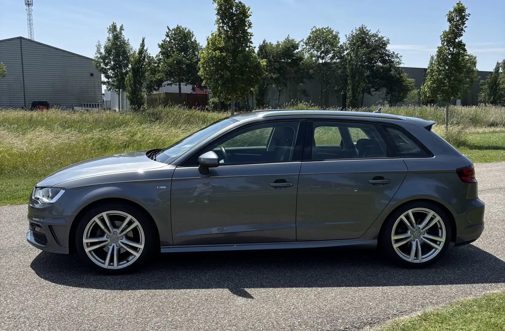 Audi A3 1.4 TFSI Ambit.Pro L S tronic Grijs - 2
