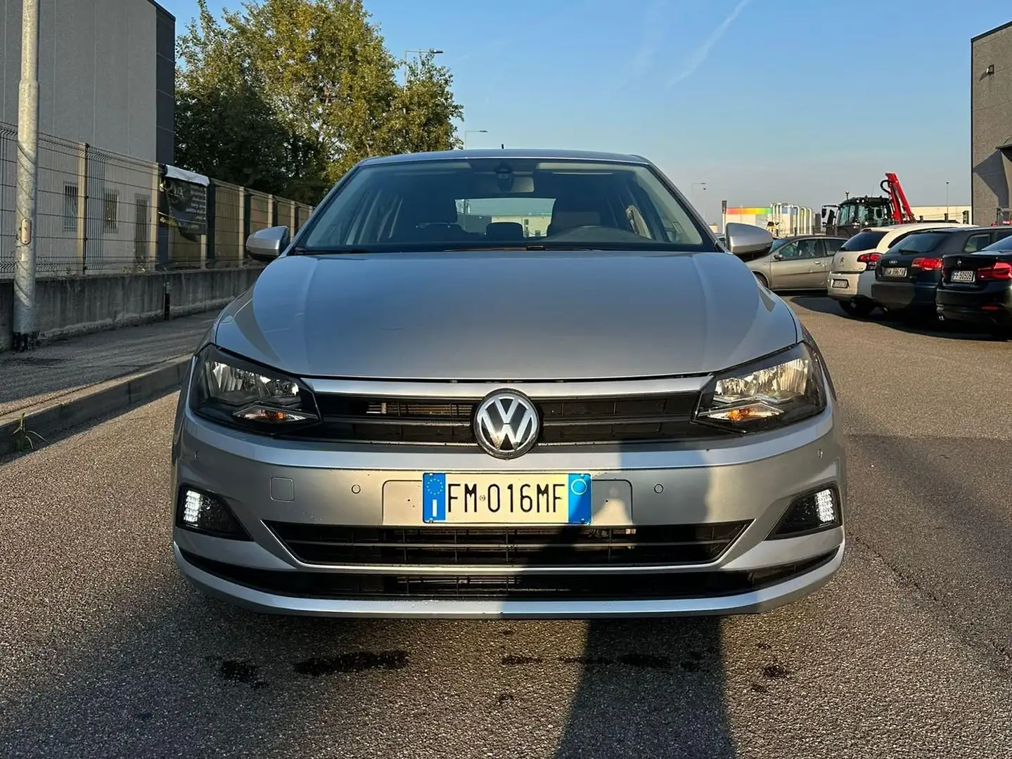 Volkswagen Polo Polo VI 2017 5p 1.6 tdi Comfortline 80cv Zilver - 1