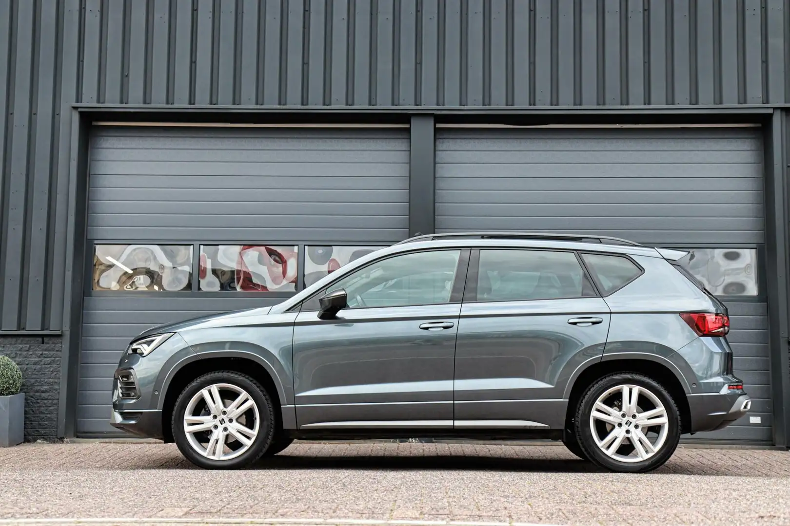 SEAT Ateca 1.5 TSI FR /PANODAK/360 CAMERA/BEATS-AUDIO/KEYLESS - 2