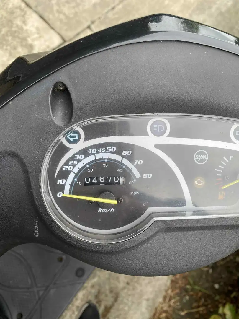 SYM Orbit II Zwart - 2