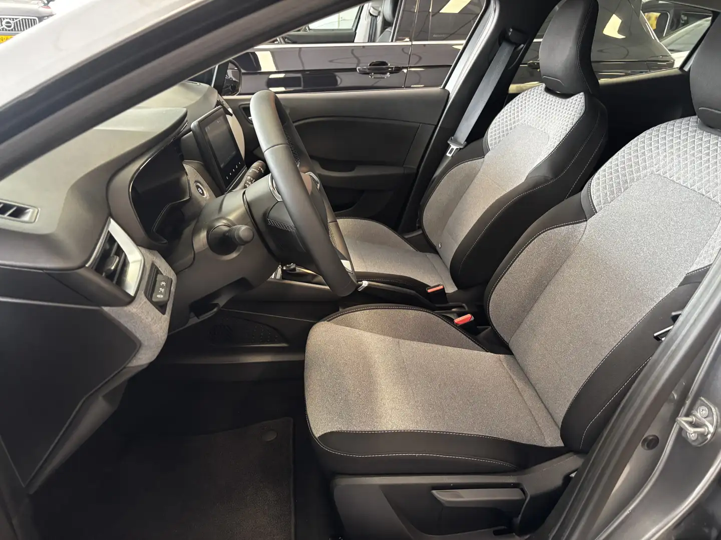Renault Clio 1.0 TCe APPLE CARPLAY * PDC * STOELVERWARMING Grijs - 2