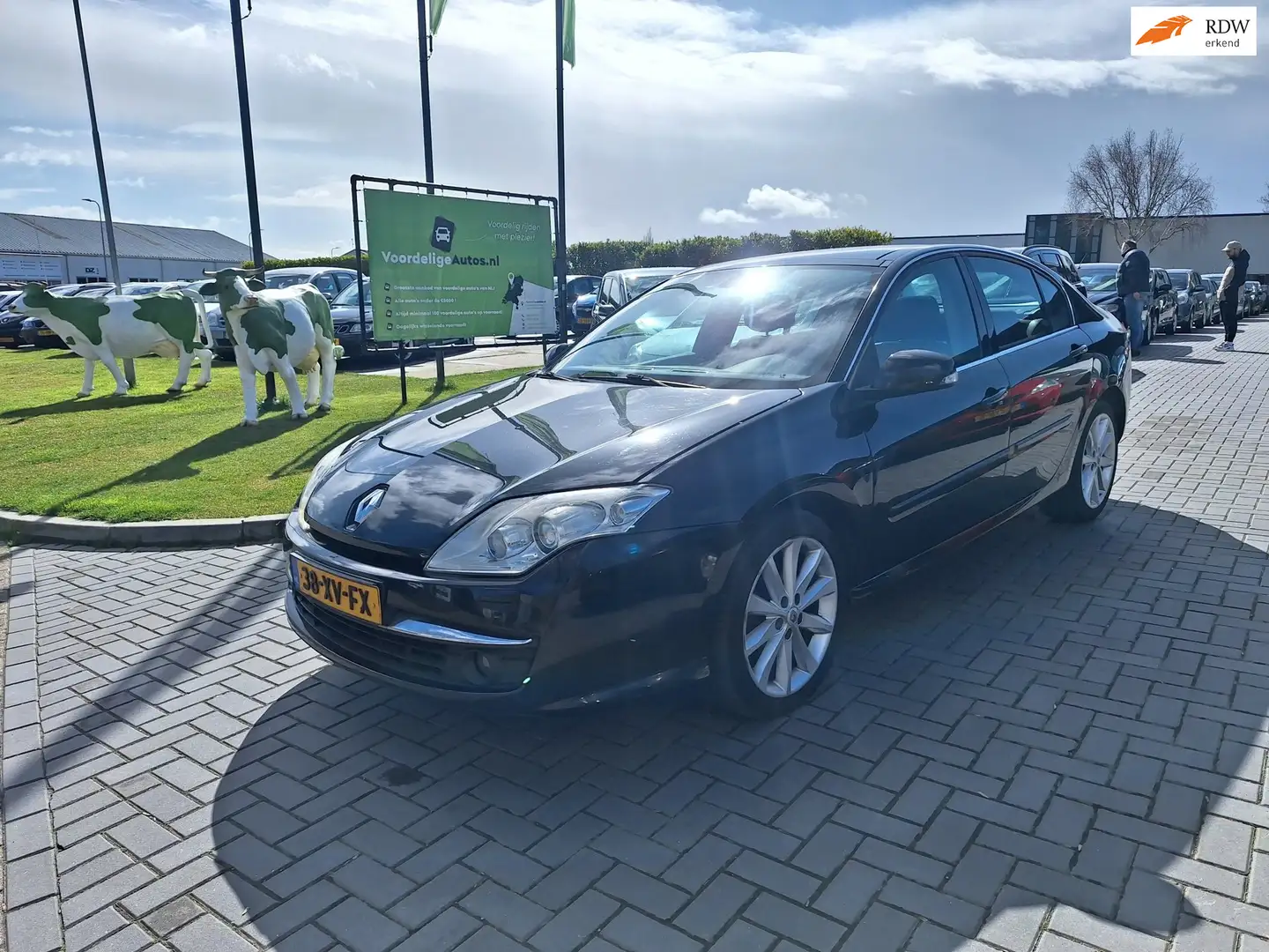 Renault Laguna 2.0 dCi Dynamique / KOOPJE / APK mei 2026 Negro - 1