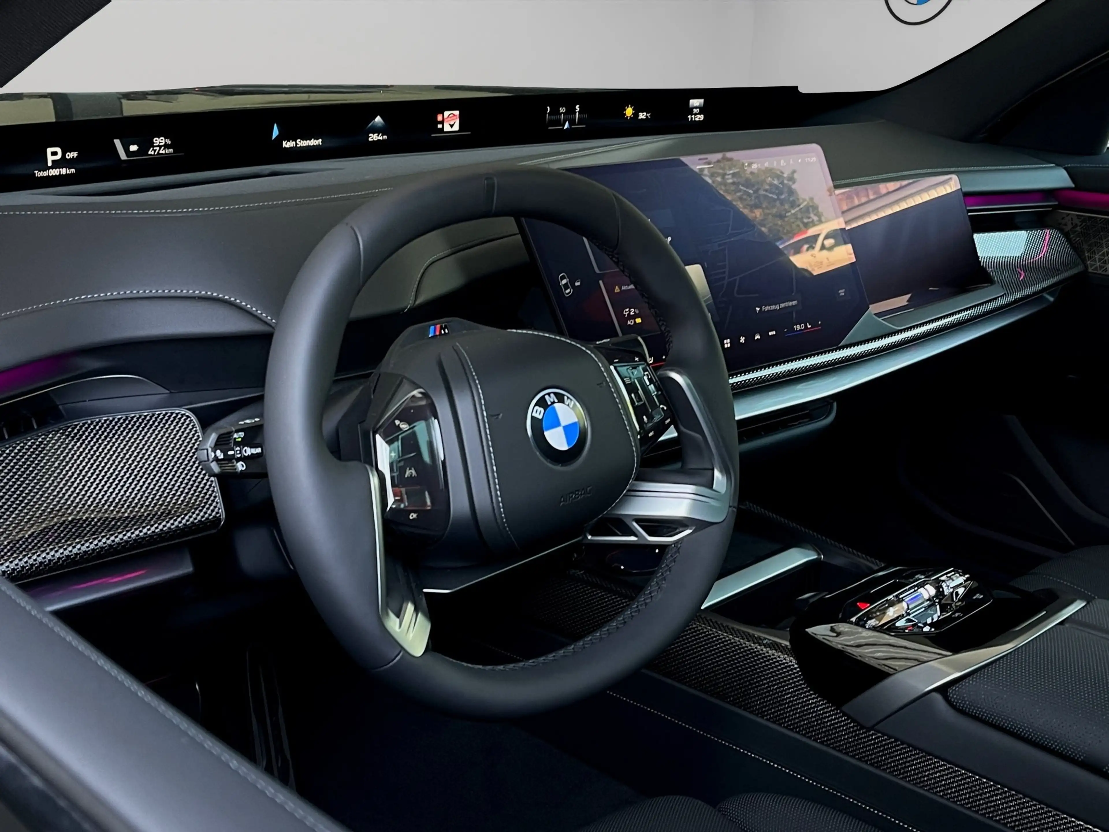 BMW i7 xDrive60 — photo 7
