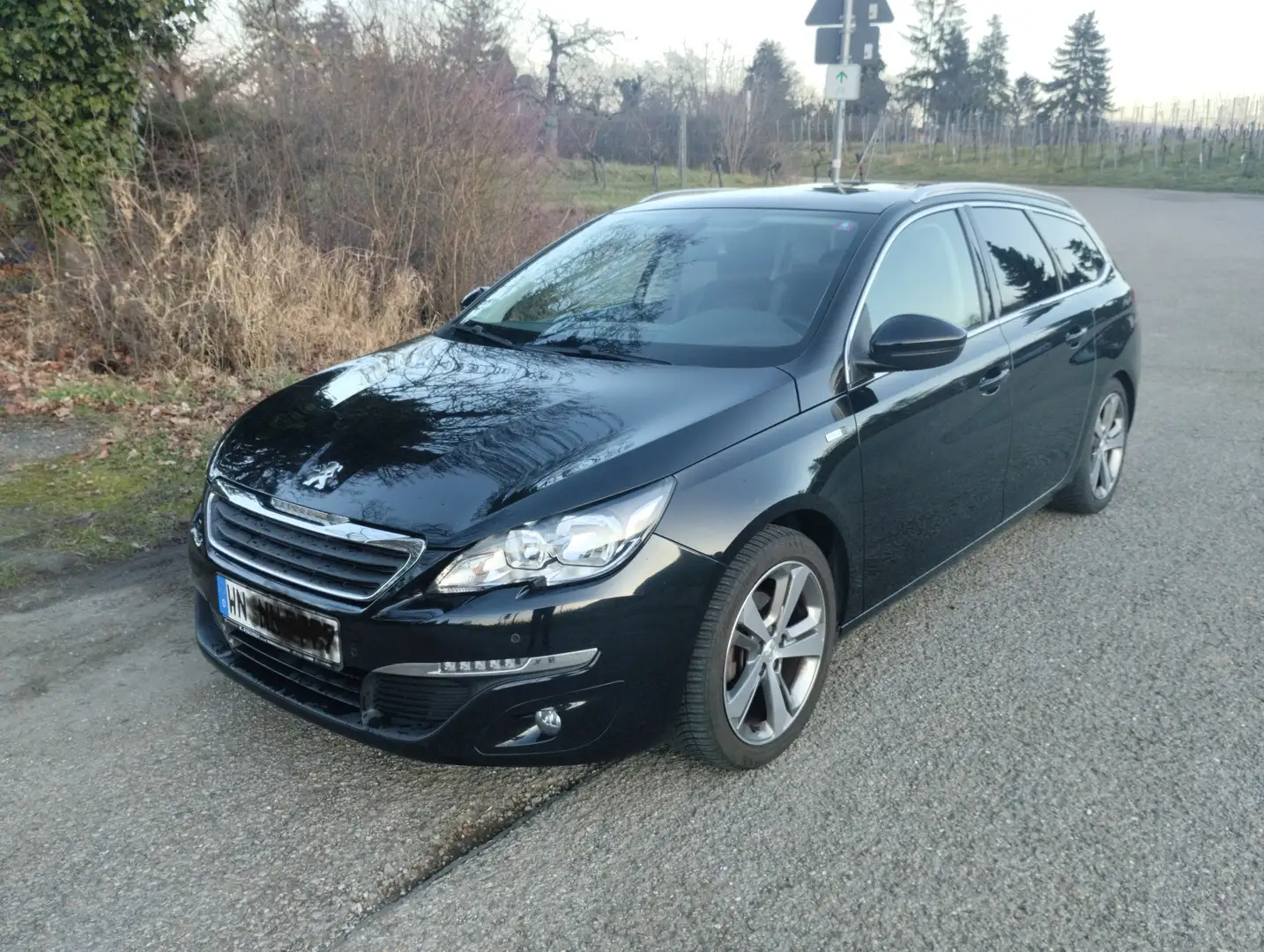 Peugeot 308 308 SW PureTech 130 Stop Style Schwarz - 2