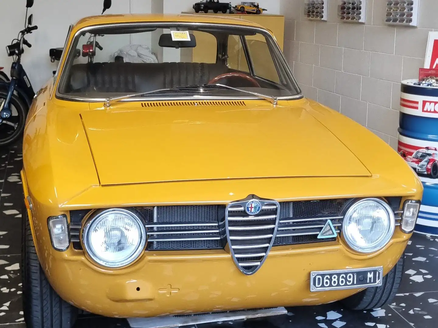Alfa Romeo GT GT 1.6 Giallo - 1