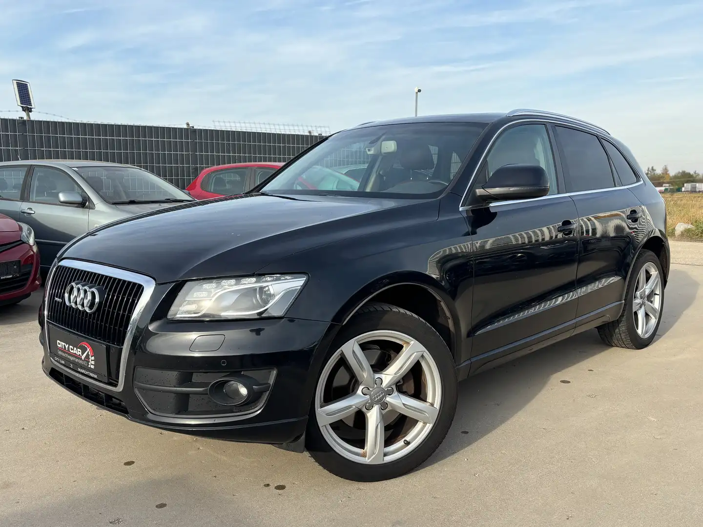 Audi Q5 3,0 TDI quattro DPF S-tronic Schwarz - 1