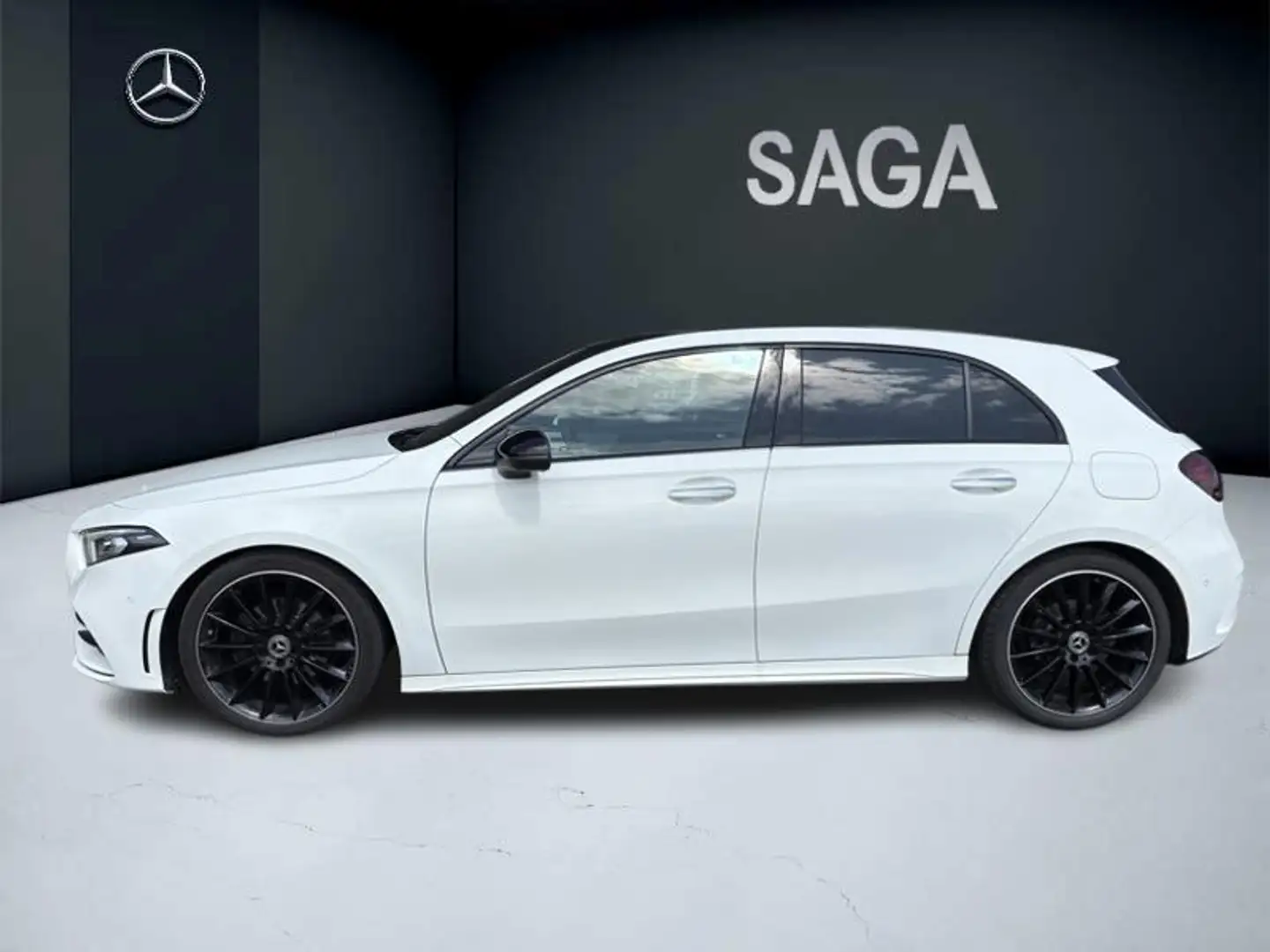Mercedes-Benz A 180 d AMG Line Wit - 2