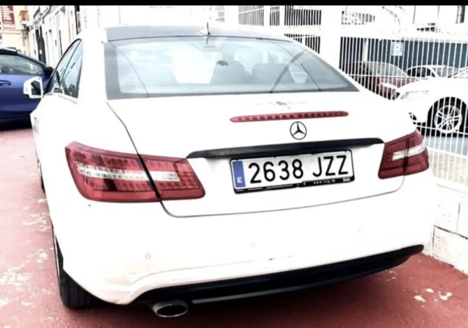 Mercedes-Benz E 250 Coupé CGI BE 7G Plus (9.75) Blanco - 2