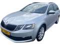 Skoda Octavia Combi 1.6Tdi DSG Navi 2xPDC Apple CarPlay Argent - thumbnail 1