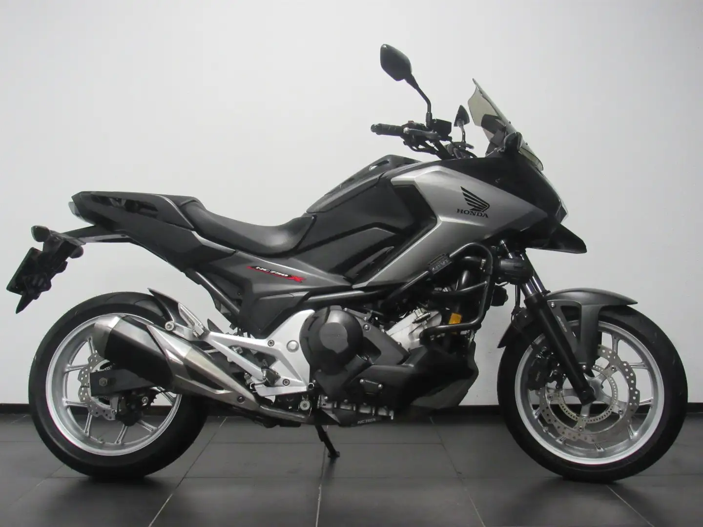 Honda NC 750 X DCT ABS Zwart - 1