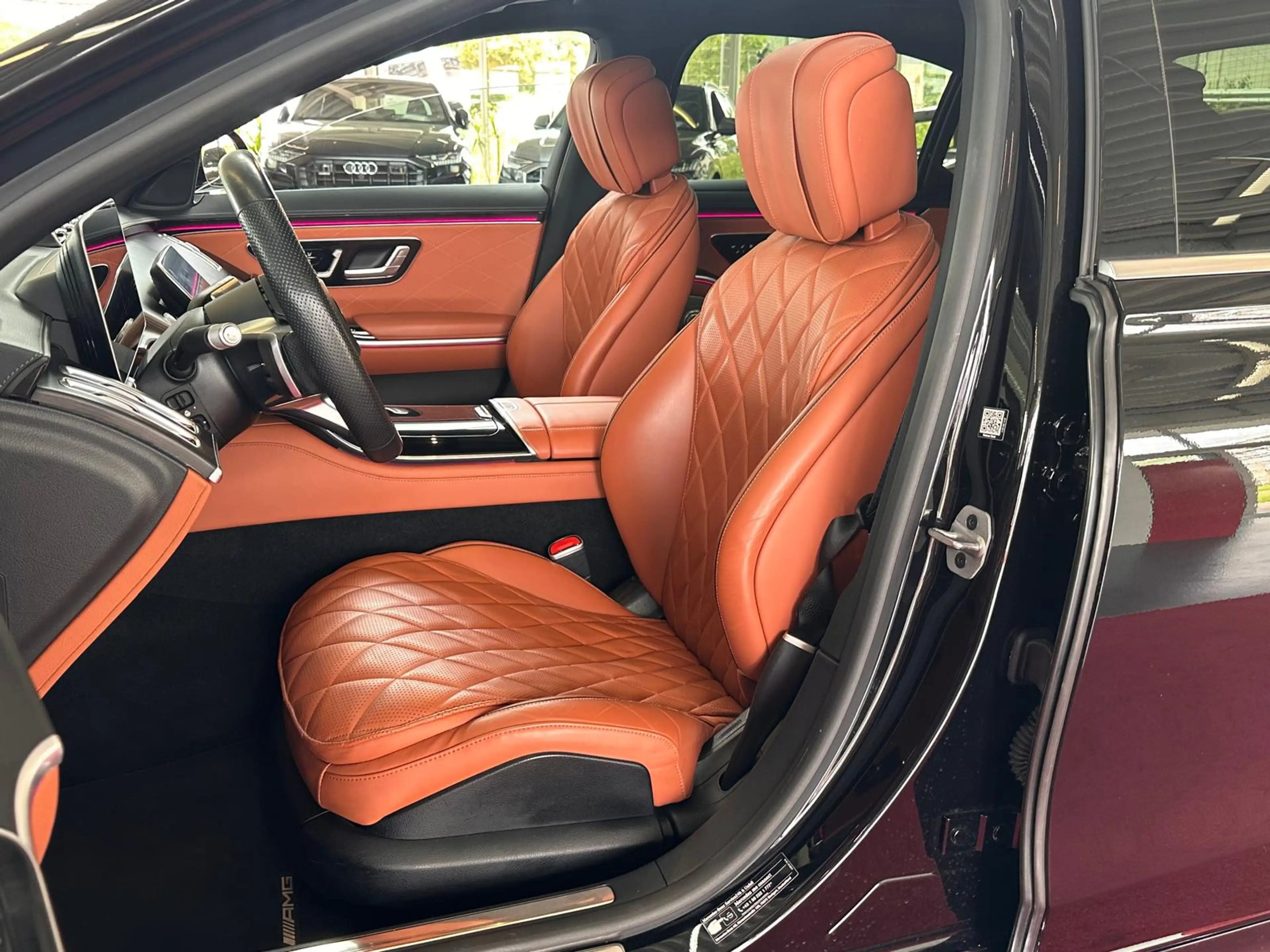 Mercedes-Benz S 350 d Lang AMG CHAUFFER PANO HUD 360° PRE-SAFE — photo 12