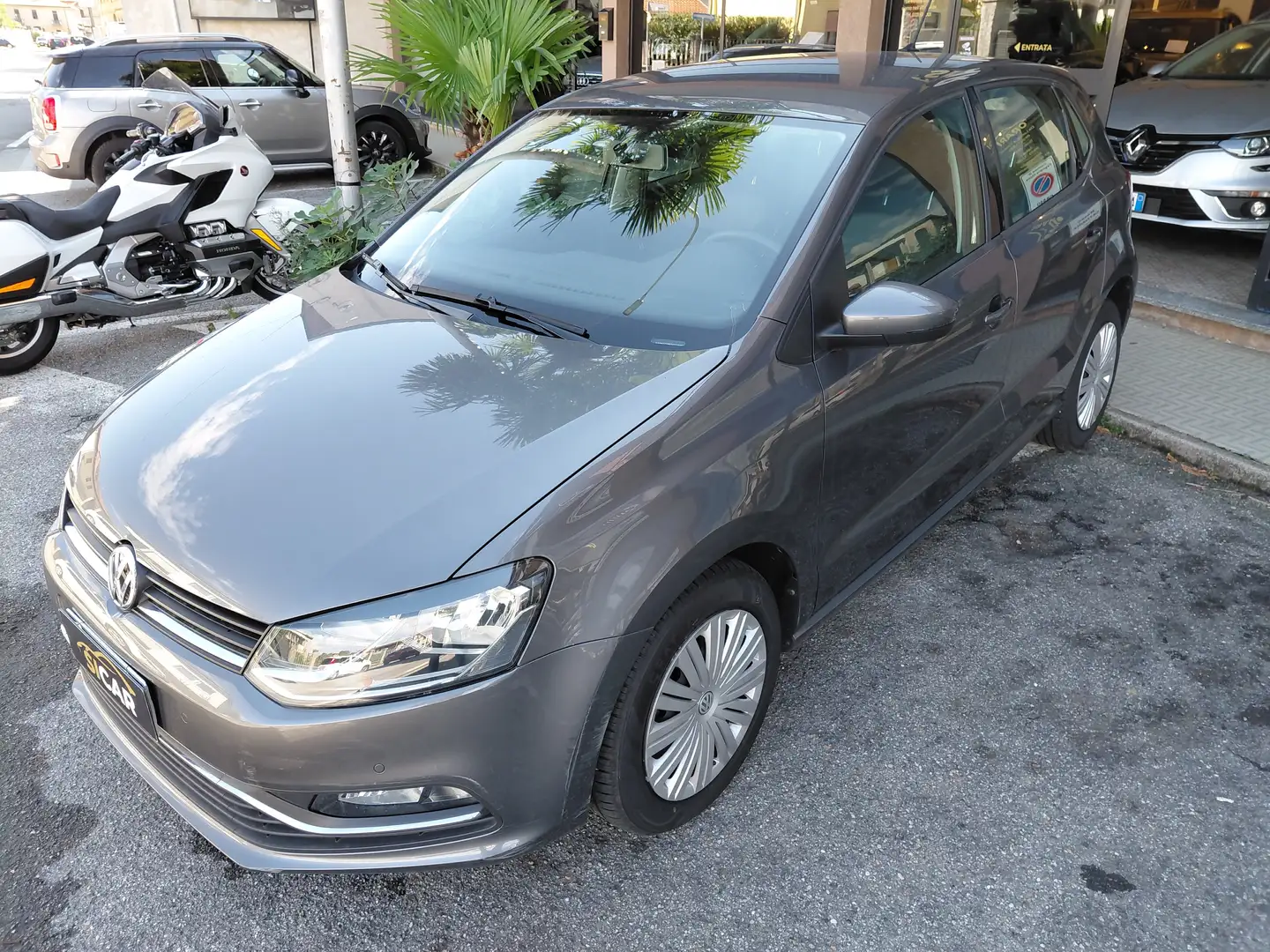 Volkswagen Polo Polo V 2014 5p 1.4 tdi bm Trendline 75cv Gris - 2