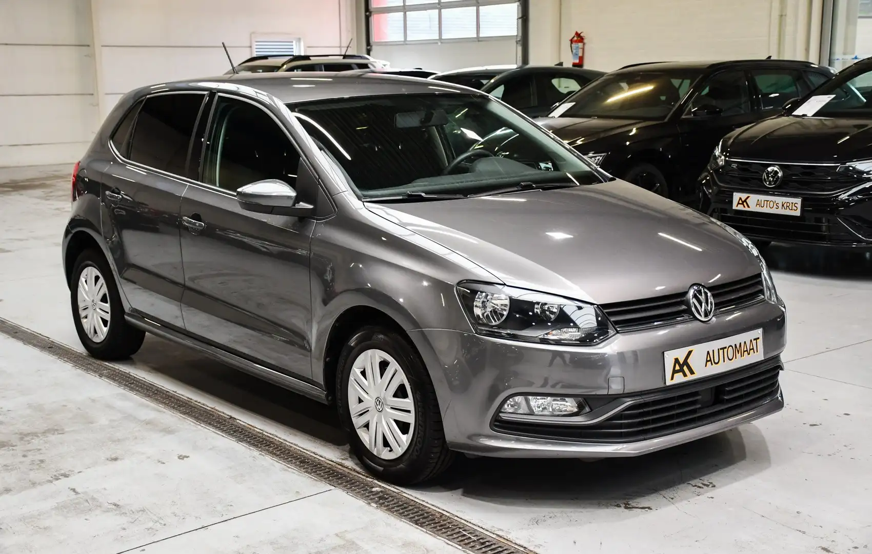Volkswagen Polo Polo 1.2 TSI DSG Trendline - AIRCO / FRONT ASSIST Gris - 2