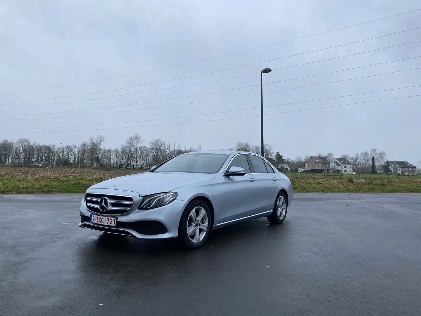 Mercedes-Benz E 200 d 9G-TRONIC Exclusive - 1
