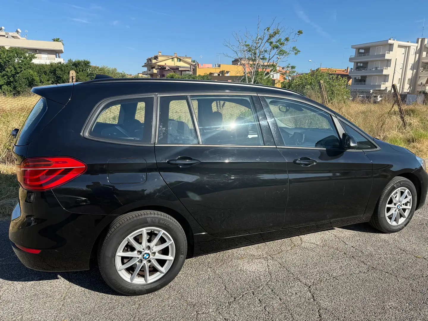 BMW 216 216 d F46 2019 GranTourer Business 7 POSTI Nero - 2