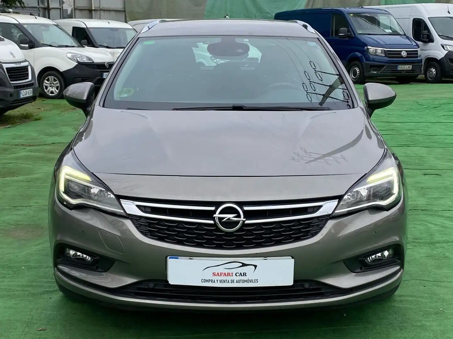 Opel Astra 1.6CDTi S/S Excellence 136 Gris - 2