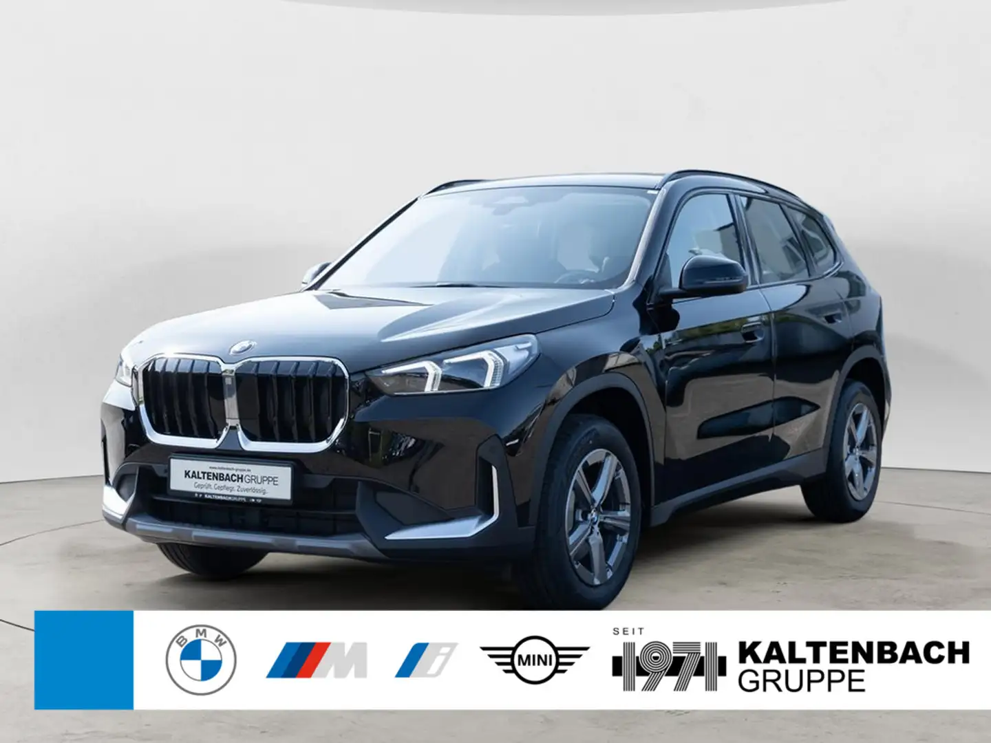 BMW X1 sDrive 18i LED ACC AHK NAVI KAMERA SHZ PDC Zwart - 1