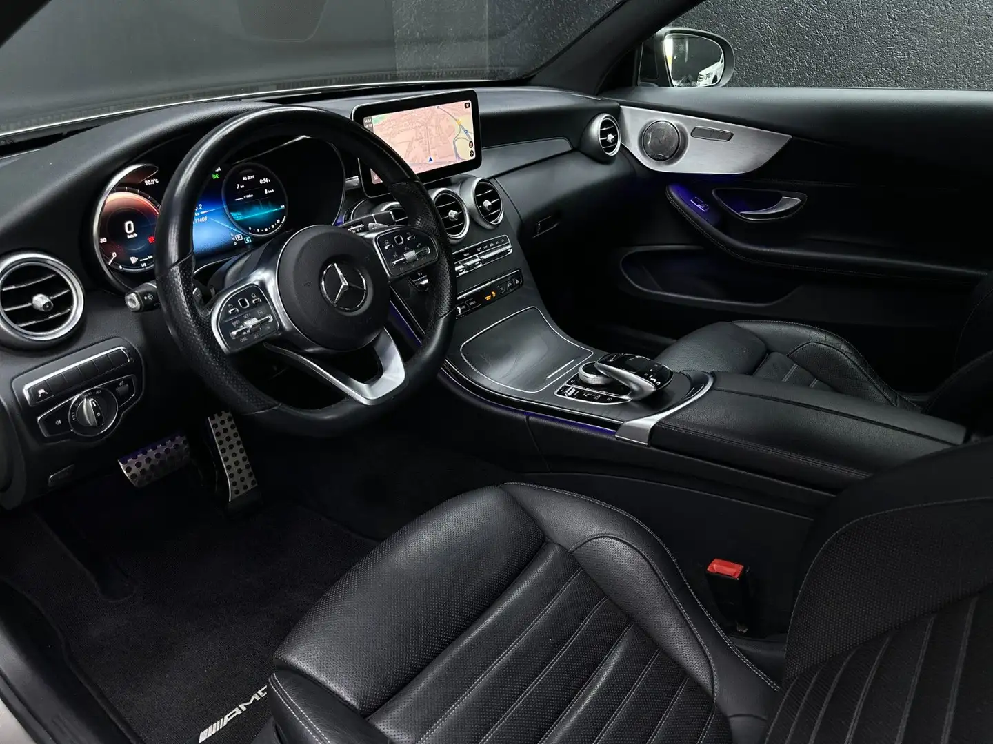Mercedes-Benz C 300 COUPE*AMG*C43 OPTIK*DIGITAL*LEDER*19"*TOTW srebrna - 2