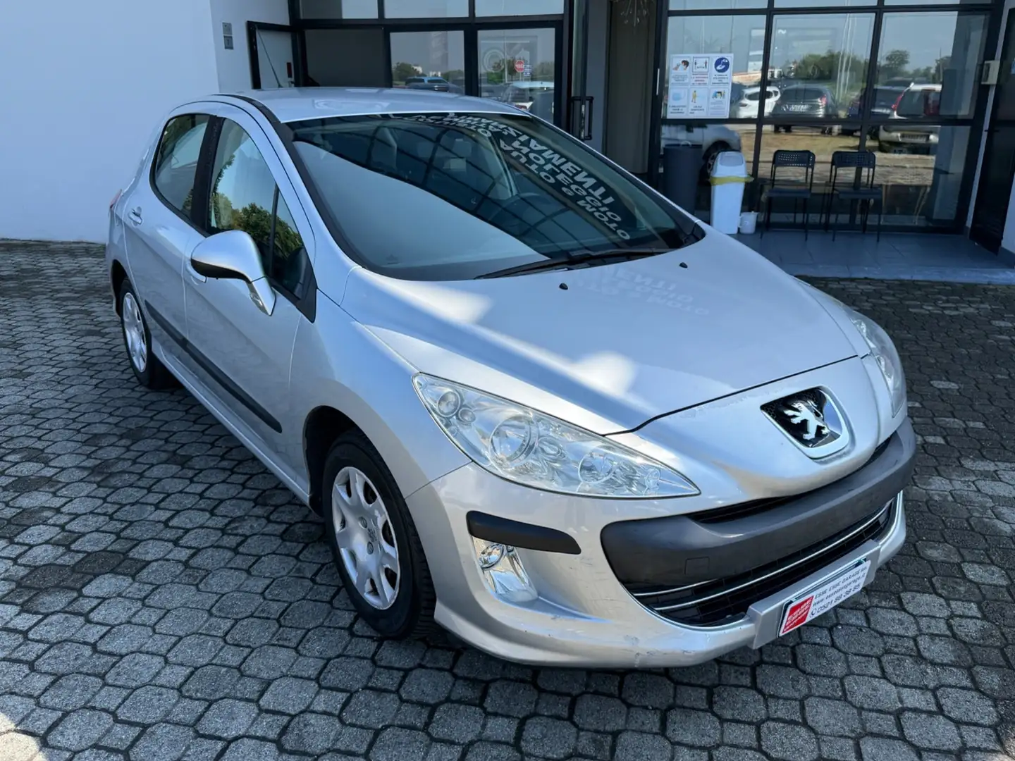 Peugeot 308 308 1.6 VTi 120CV 5p. Premium Grijs - 2