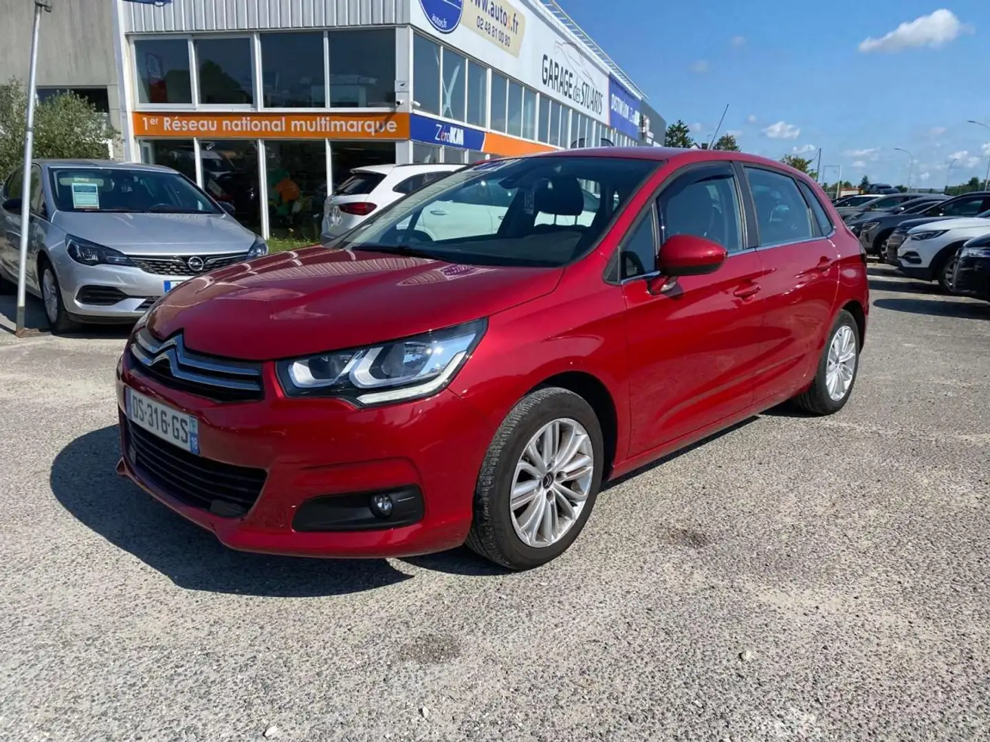 Citroen C4 1.2i 12V - 110 - MILLENIUM Rot - 1