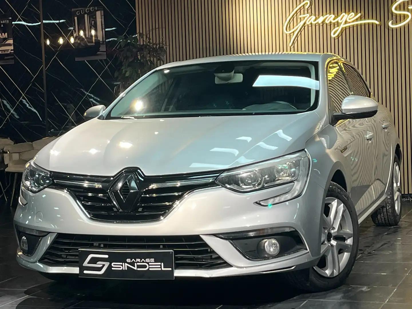 Renault Megane 1.2 TCe*GARANTIE 1AN*NAVI*CLIM Gris - 1