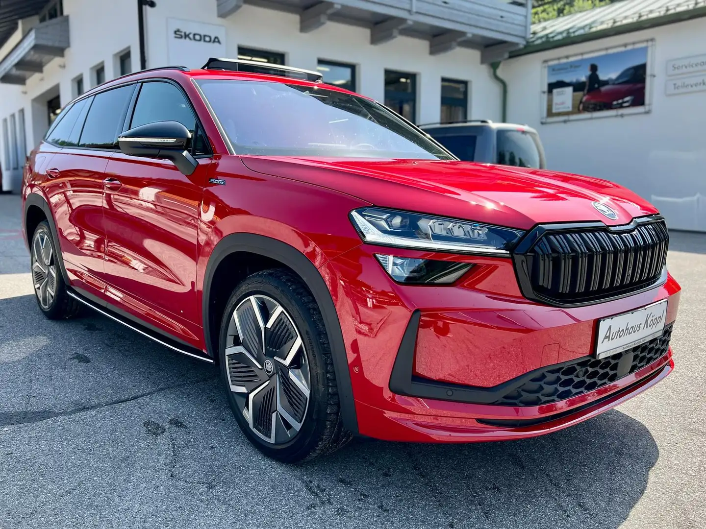 Skoda Kodiaq Sportline 1.5 TSI mHEV Standheiz HUD 360° Rot - 2