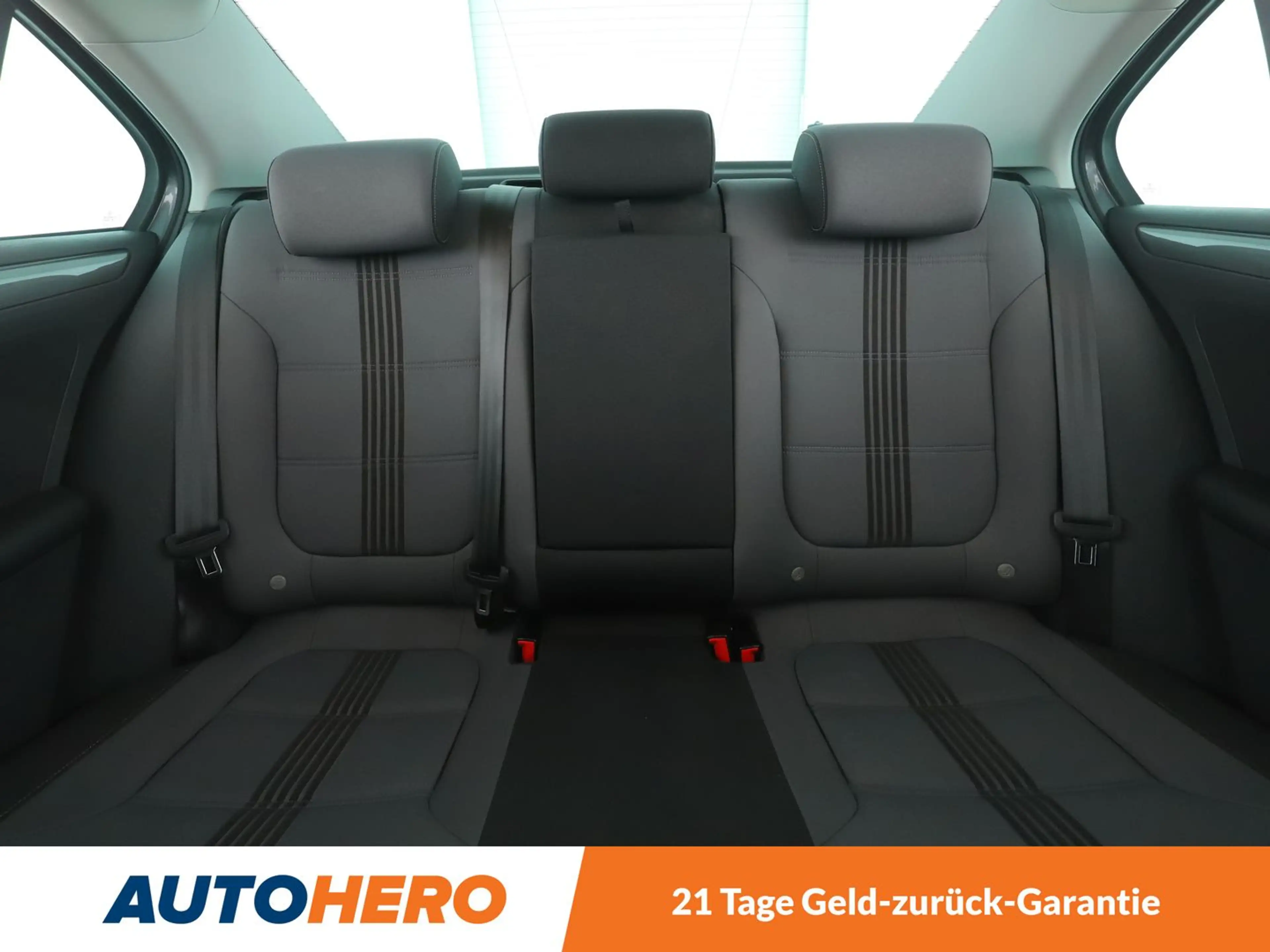 Volkswagen Jetta 1.4 TSI BlueMotion Aut.*NAVI*PDC*SHZ*KLIMA* — photo 15