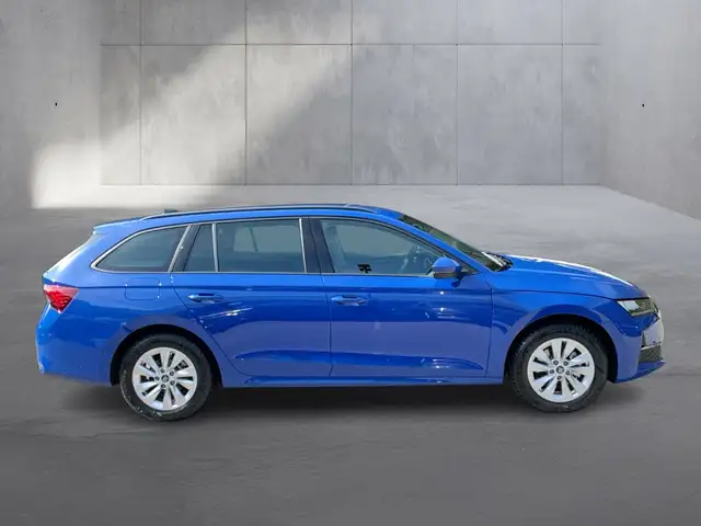 Skoda Octavia view 6
