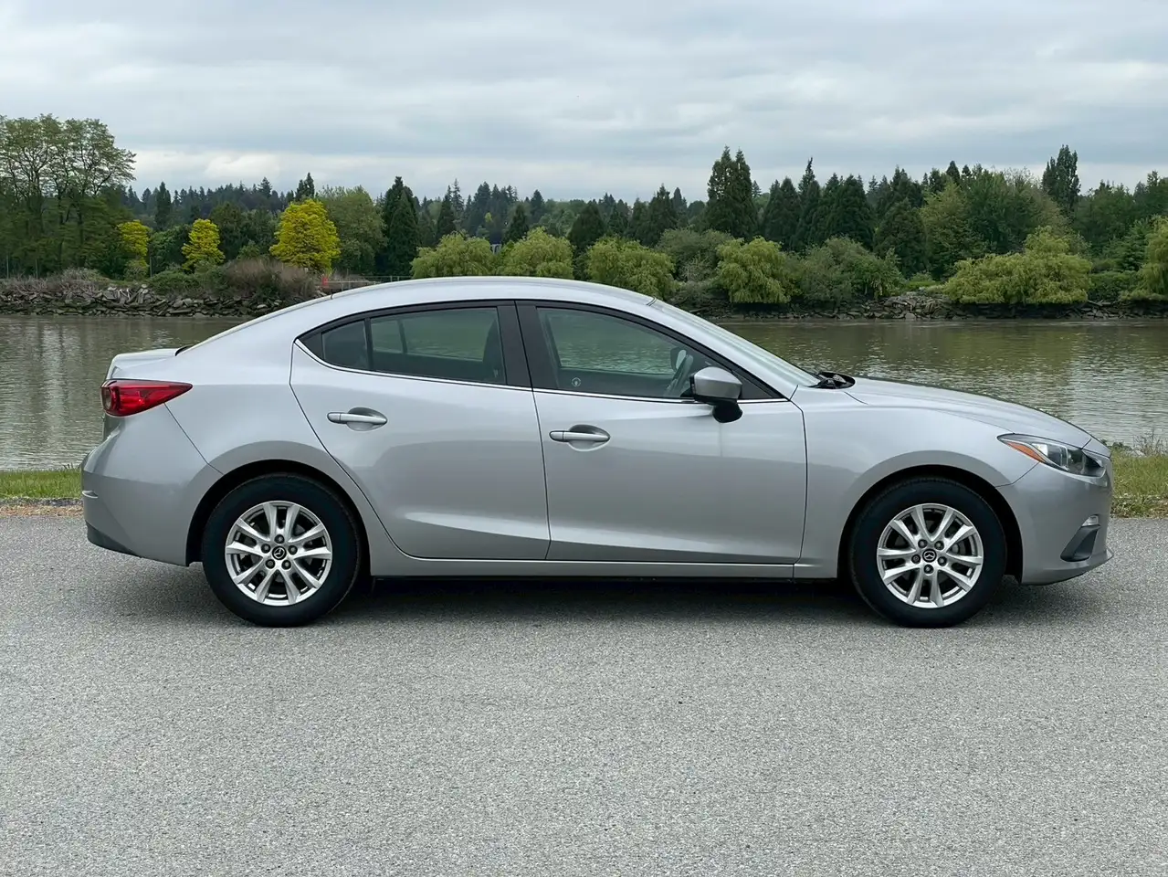 Mazda 3 fotografie Mazda 3