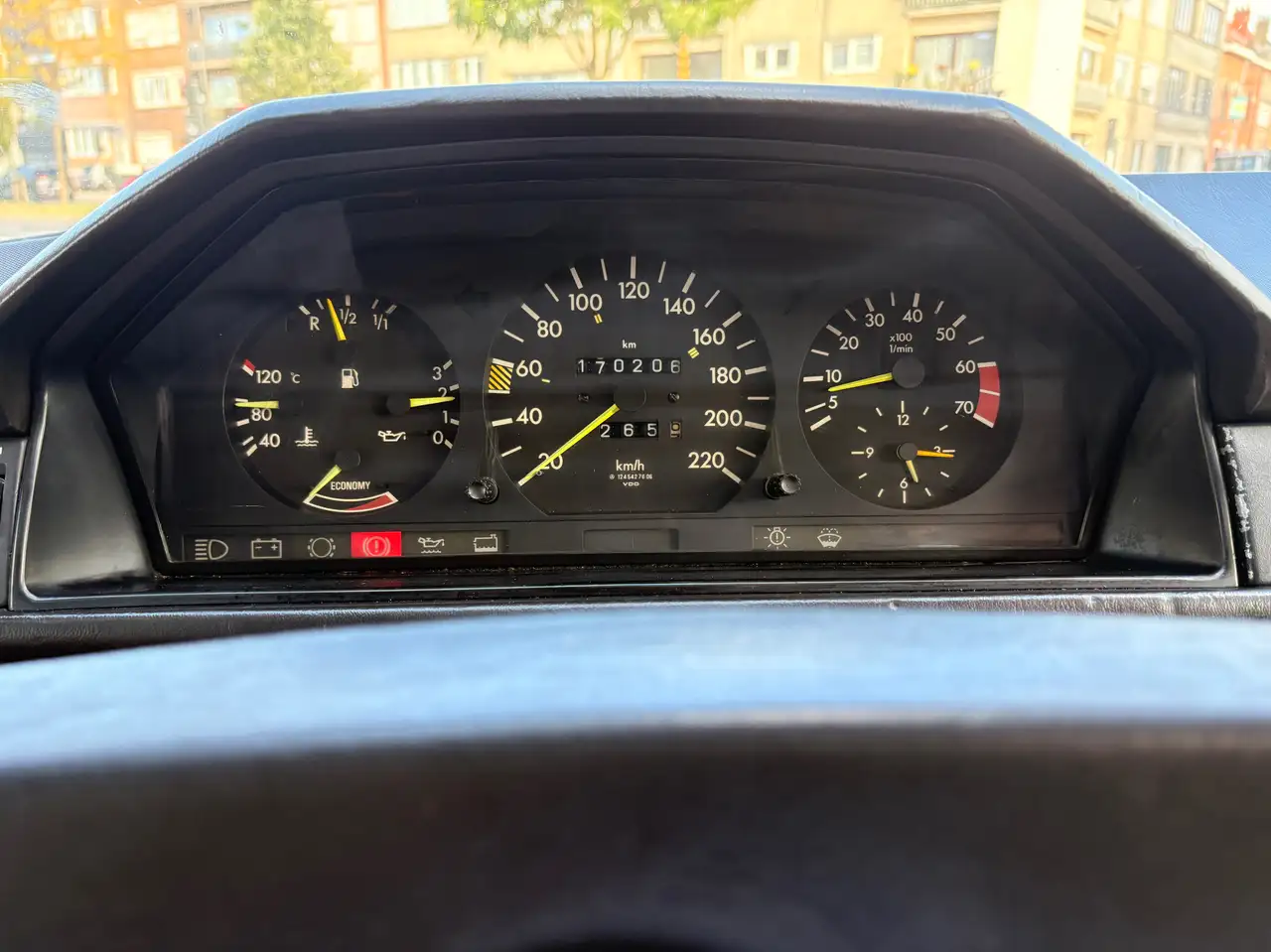 Mercedes-Benz E 230, foto 10
