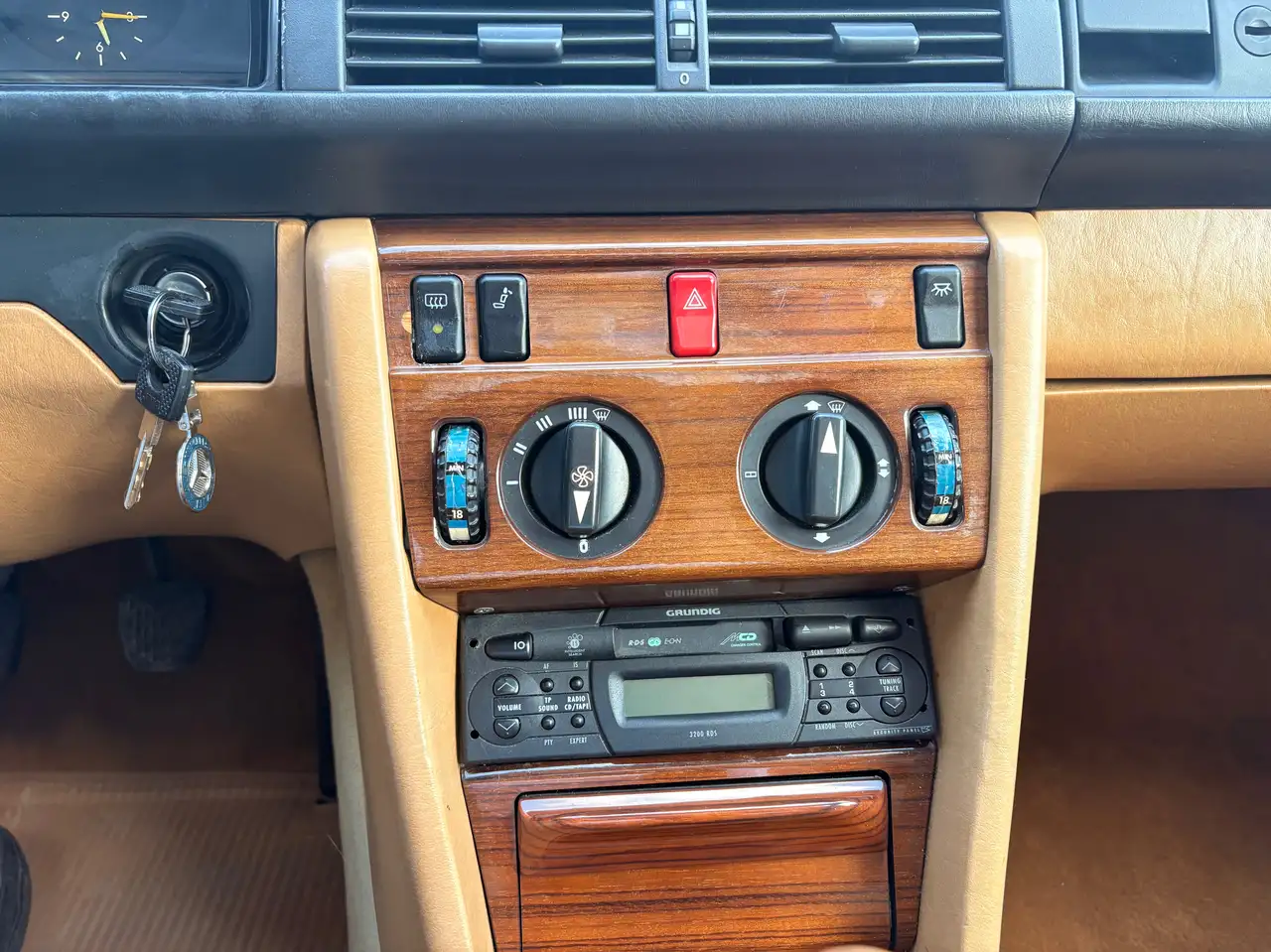 Mercedes-Benz E 230, foto 9