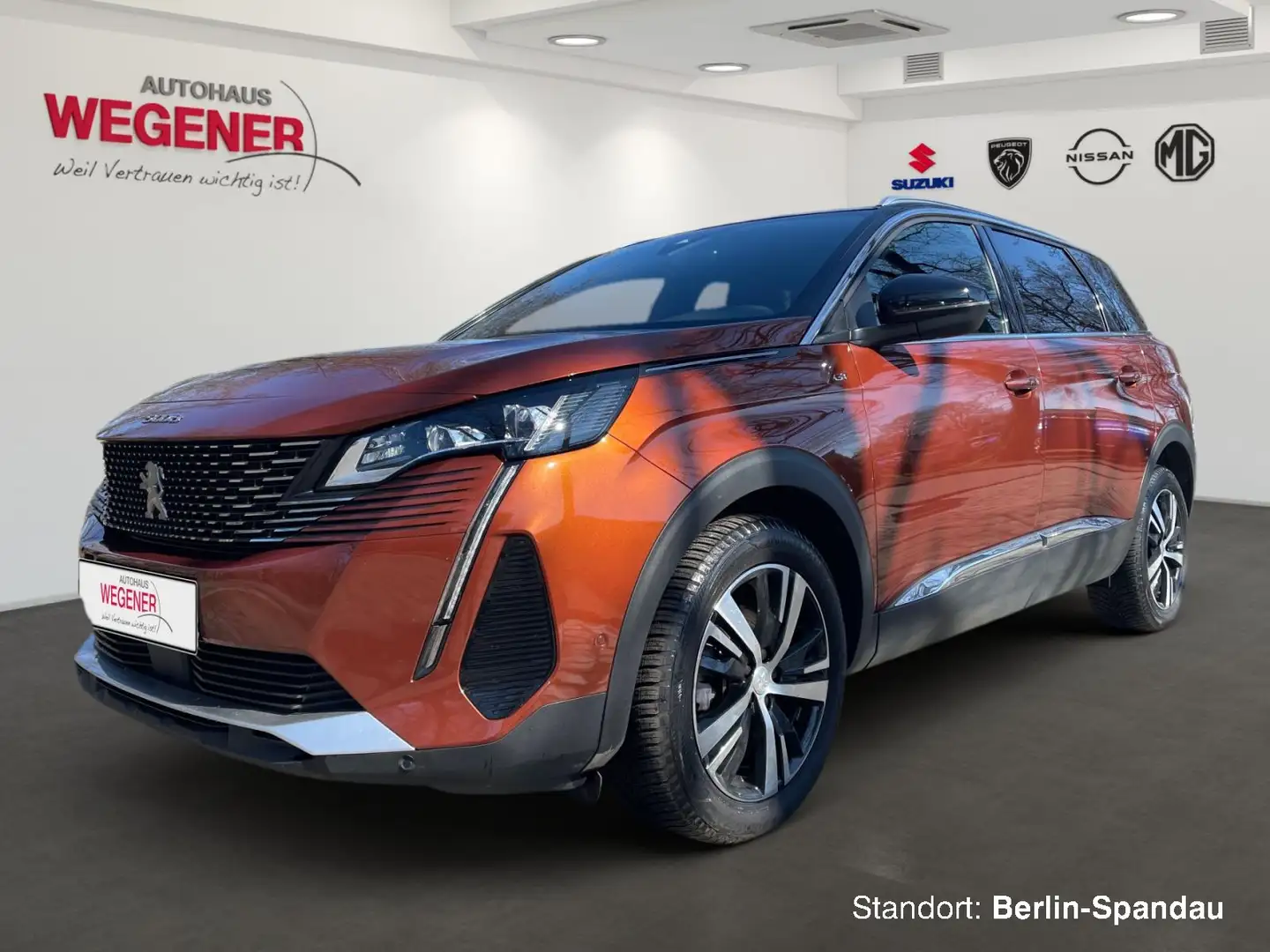 Peugeot 5008 GT 130 EAT8 *SHZ*Kamera* Braun - 1